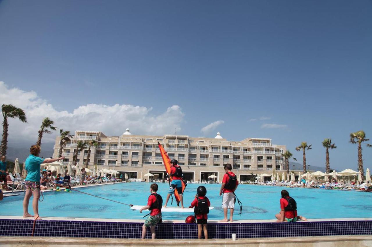 Andriake Beach Club Hotel デムレ エクステリア 写真