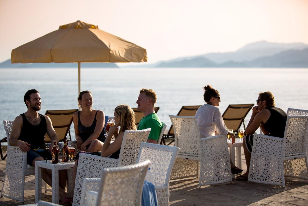Andriake Beach Club Hotel デムレ エクステリア 写真